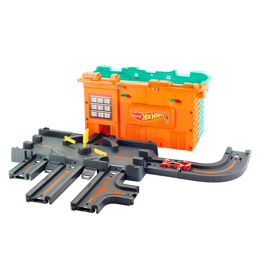 Hot wheels town set hotsell
